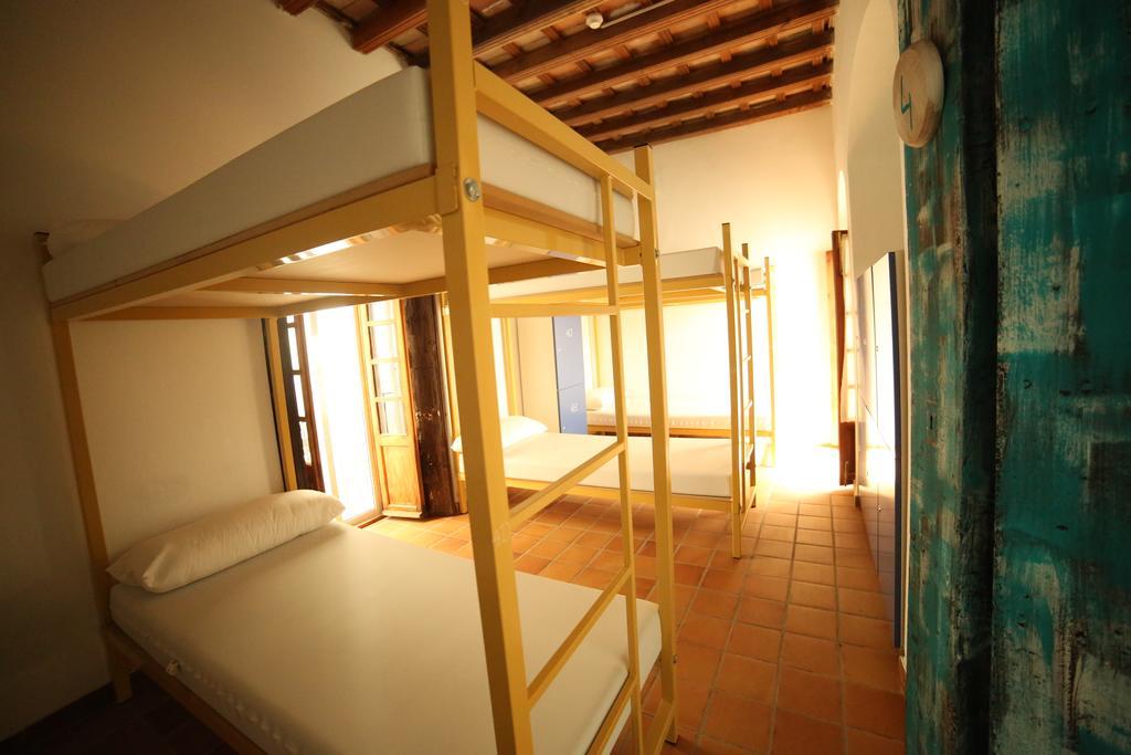Wake Up In Tarifa Hostel & Restaurant Lounge Pokoj fotografie